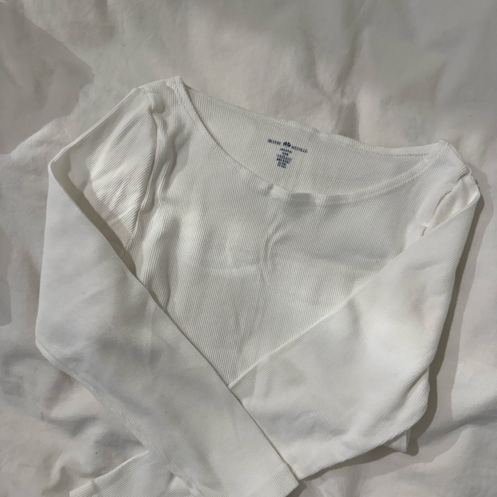 Brandy Melville Long Sleeve Top